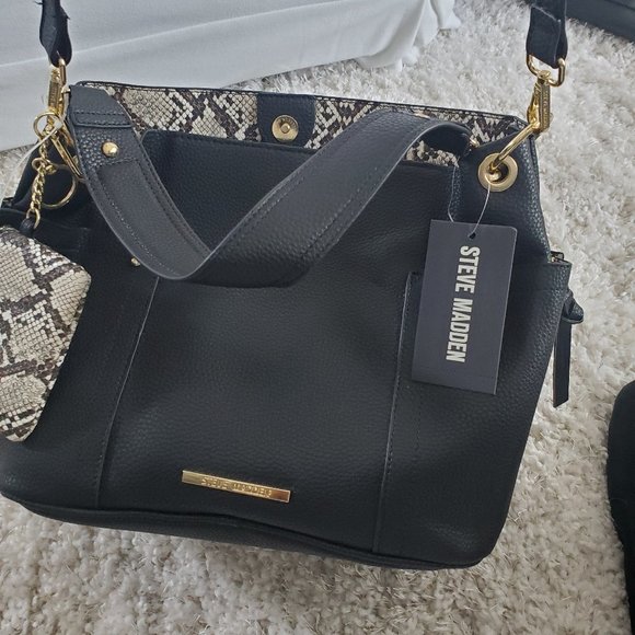 Steve Madden Black Bag w/Snakeskin Interior and Coin Purse - Picture 2 of 16